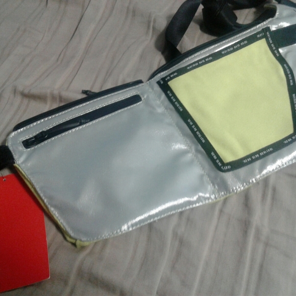 Nike pouch - Picture 2 of 2